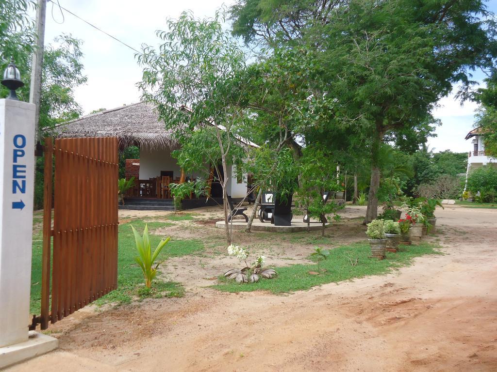 Rock Pool Residence Tangalle Εξωτερικό φωτογραφία